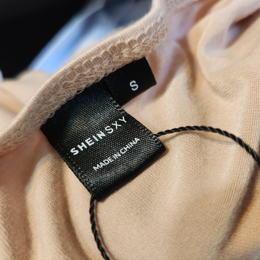 🤑2/$10 NWOT SHEIN SXY Criss-cross Backless Bodycon Dress - Picture 6 of 7